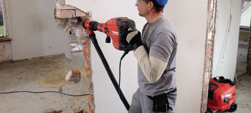 Martillo demoledor TE 700-AVR SDS-Max Potente martillo rompedor de muros SDS Max (TE-Y) para tareas de carga pesada de cincelado de concreto y mampostería, con sistema de reducción activa de la vibración (AVR) Aplicaciones 1