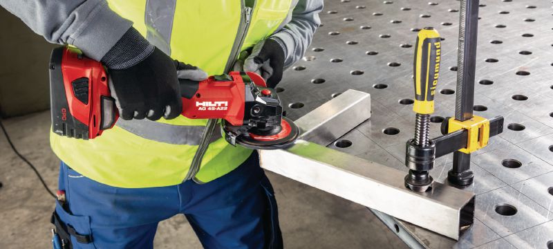 Amoladora angular a batería AG 4S-22 (4.5) - Amoladoras y lijadoras a  batería - Hilti Peru